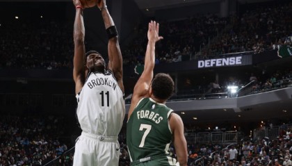  爱德华兹36+10森林狼撕破篮网  