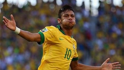  巴黎圣日耳曼官宣签下意甲金靴 夏窗首签重磅出炉  