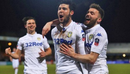  罗马锋线哑火主场不敌萨索洛  