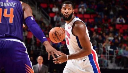  火箭七少齐爆发青年军逆袭拓荒者  